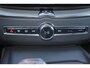 Volvo XC60 T6 Recharge AWD Plus Black Edition - Luchtvering - Panorama/schuifdak - IntelliSafe Assist & Surround - 360º Camera - Harman/Kardon audio - Verwarmde voorstoelen, stuur & achterbank - Parkeersensoren voor & achter - Elektr. bedienb. voorstoelen met geheugen - Draadloze tel. lader - Extra getint glas - 21' LMV