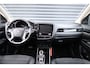 Mitsubishi Outlander 2.4 PHEV Intense Dealer O.H, NL-Auto, BTW Auto, Trekhaak afneembaar