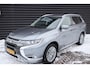 Mitsubishi Outlander 2.4 PHEV Intense Dealer O.H, NL-Auto, BTW Auto, Trekhaak afneembaar