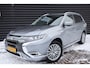 Mitsubishi Outlander 2.4 PHEV Intense Dealer O.H, NL-Auto, BTW Auto, Trekhaak afneembaar