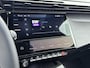 Peugeot 308 SW 1.6 Plug-in Hybrid 180 Allure Avantage | Carplay | Navigatie | Cruise Control Adaptief | Stuur en Stoelverwarming | Stand Kachel