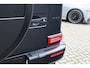 Mercedes-Benz G-klasse 63 AMG | Carbon int., Massage, Pano, Rij-ass. Pakket, Burmester, Trekhaak, Zitklima, Magno nachtzwart, G Manufaktur interieur