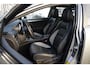 Toyota Avensis Touring Sports 1.8 VVT-i Executive, Automaat