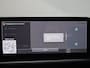 Kia EV6 Light Edition 63 kWh | Stoelverwarming | Adaptieve cruise control | Parkeersensoren | Stuurwiel verwarmd |