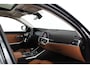 BMW 3-Serie 330e High Executive 292pk/Cognac Leer/Memory/Schuifdak/Luxury Line/ kleur MINERALGRAU/Achteruitrijcamera