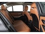 BMW 3-Serie 330e High Executive 292pk/Cognac Leer/Memory/Schuifdak/Luxury Line/ kleur MINERALGRAU/Achteruitrijcamera