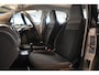 Volkswagen Up! 1.0 60pk Move Up! | NL-auto | Airco | All season | 100% (Dealer) onderhouden label