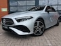 Mercedes-Benz A-klasse A 250 e AMG Line | Nightpakket | Dodehoekassistent | Apple Carplay | 360* Camera | Stoelverwarming