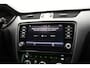 Skoda Octavia COMBI 1.0 TSI Ambition Business [ Navi Trekhaak Stoelverwarming ]