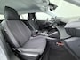 Peugeot e-2008 EV Blue Lease Active 50 kWh | Trekhaak | Achteruitrijcamera | LED koplampen | Navigatie | Apple Carplay / Android auto