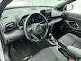 Toyota Yaris Cross 1.5 Hybrid 115 Dynamic Limited | Stoel- en Stuurverwarming | Parkeersensoren voor+achter |