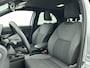 Toyota Yaris Cross 1.5 Hybrid 115 Dynamic Limited | Stoel- en Stuurverwarming | Parkeersensoren voor+achter |