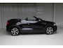 Volkswagen T-Roc Cabrio 1.5 TSI 150pk DSG R-Line Blackstyle Navigatie | Matrix Led | 19" Misano | Beats Audio