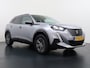 Peugeot e-2008 EV Active 50 kWh MEGA NETTE AUTO | COMPLEET ONDERHOUDEN | RIJKLAARPRIJS INCL. 12MND BOVAG | LEDKOPLAMPEN | ACHTERUITRIJCAMERA