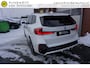 BMW X1 XDRIVE 2.3I 204PK M-SPORT KEURIGE NETTE STAAT VOLLEDIG DEALER ONDERHOUDEN ELECTR.TREKHAAK 360CAMERA FULL LED LEDER SPORTSTUUR+STOELEN VIRTUEEL COCKPIT STOELVERWARMING ANDROID/APPLECARPLAY NAVI CRUISE CLIMA PDC V+A ENZ...