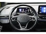 Volkswagen ID.4 204pk First 77 kWh Pro Performance | SoH 88% | Trekhaak Wegklapbaar | Navigatie | Apple Carplay + Android Auto | Camera