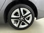Toyota Prius 1.8 Executive | NL-Auto | Lederen bekleding | Head Up Display | Navigatie |