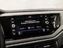 Volkswagen Polo 1.0 TSI Sportline (APPLE CARPLAY, GROOT NAVI, CLIMATE, PARKEERSENSOREN, LM VELGEN, NIEUWE APK, NIEUWSTAAT)