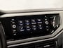 Volkswagen Polo 1.0 TSI Sportline (APPLE CARPLAY, GROOT NAVI, CLIMATE, PARKEERSENSOREN, LM VELGEN, NIEUWE APK, NIEUWSTAAT)