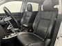 Mitsubishi Outlander 2.0 PHEV instyle+ / cruise control adaptief / elektrisch glazen schuif-/kanteldak / LED koplampen / voorstoelen verwarmd /