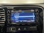 Mitsubishi Outlander 2.0 PHEV instyle+ / cruise control adaptief / elektrisch glazen schuif-/kanteldak / LED koplampen / voorstoelen verwarmd /