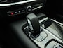 Volvo V60 T6 350pk AWD Essential Bright / Stoel + Stuurw. Verwarming / PDC + Camera / El. Trekhaak / 18'' / Achterb. Verwarming / Google / DAB / Metallic Lak /