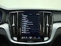 Volvo V60 T6 350pk AWD Essential Bright / Stoel + Stuurw. Verwarming / PDC + Camera / El. Trekhaak / 18'' / Achterb. Verwarming / Google / DAB / Metallic Lak /