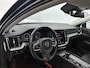 Volvo V60 Cross Country B5 AWD Pro | Panoramadak | Leder | Adaptive Cruise | 19"