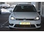 Volkswagen Golf Variant 1.2 TSI Business Edition Connected R 2e eigenaar 90881 NAP R line zeer compleet met oa half leren bekleding pdc camera pdc panoramadak schuifkantel dak ttrekhaak afneembaar audio