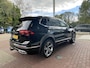 Volkswagen Tiguan Allspace 1.5 TSI R-Line Business+ 7p. / Panorama dak / Keyless / Navi / Camera / Stoelverwarming / Virtual Cockpit