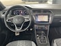 Volkswagen Tiguan Allspace 1.5 TSI R-Line Business+ 7p. / Panorama dak / Keyless / Navi / Camera / Stoelverwarming / Virtual Cockpit