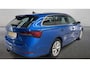 Skoda Octavia Combi 1.5 TSI 150 pk First Edition Trekhaak Navi Led Matrix Stoelverwarming Adaptieve Cruise ACC Carplay PDC v+a Chroom Rails Extra Getint Glas NL Auto