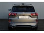 Ford Kuga 2.5-243pk PHEV ST-Line X. Van €. 54.937,- voor €. 43.735,- Trekgewicht van 2.100kg ! Elektr. panodak., elektr. trekhaak, stoel-, stuur- en voorraamverw., 360gr. Camera, HUD, AppleCarplay/Androidauto, Elektr. verstelb. comfortstoelen, LED verl.