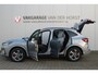 Ford Kuga 2.5-243pk PHEV ST-Line X. Van €. 54.937,- voor €. 43.735,- Trekgewicht van 2.100kg ! Elektr. panodak., elektr. trekhaak, stoel-, stuur- en voorraamverw., 360gr. Camera, HUD, AppleCarplay/Androidauto, Elektr. verstelb. comfortstoelen, LED verl.