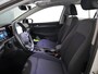 Volkswagen Golf 1.5 eTSI Life United 150 pk Automaat (DSG) | Navigatie | Panoramadak | Parkeersensoren (Park assist) | Matrix LED koplampen | Stoelverwarming |