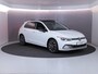 Volkswagen Golf 1.5 eTSI Life United 150 pk Automaat (DSG) | Navigatie | Panoramadak | Parkeersensoren (Park assist) | Matrix LED koplampen | Stoelverwarming |