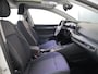 Volkswagen Golf 1.5 eTSI Life United 150 pk Automaat (DSG) | Navigatie | Panoramadak | Parkeersensoren (Park assist) | Matrix LED koplampen | Stoelverwarming |