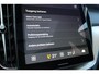 Volvo XC60 2.0 T6 Plug-in hybrid AWD Ultra Dark | 20" 5-Y Spaaks Glossy Black / Diamond Cut Velgen | Kunstlederen Bekleding | Google Navigatiesysteem Full Map | 360 Graden Rondomzicht Camera | Elektrisch Glazen Panorama-Dak | Electronic Climate Controle | Voorstoelen + Stuurwiel Verwarmd | Cruise Control Adaptief Met Stop&Go En Stuurhulp |