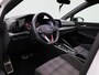 Volkswagen Golf 2.0 TSI GTI 245 PK | Panoramdak | LED Matrix | Stoelverwarming | Stuurwielverwarming | Digital Cockpit Pro | Head-Updisplay | Achteruitrijcamera | 19 Inch Estoril Velgen
