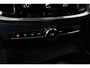 Volvo V60 B3 Automaat Business Pro | Adaptieve Cruise Control Met Pilot Assist | BLIS Dodehoekdetectie | Apple Carplay/Android Auto | Electronic Climate Control | DAB+ | Keyless Entry | Elektrische Achterklep | 17" Lichtmetalen Velgen | Park Assist Achter