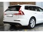 Volvo V60 B3 Automaat Business Pro | Adaptieve Cruise Control Met Pilot Assist | BLIS Dodehoekdetectie | Apple Carplay/Android Auto | Electronic Climate Control | DAB+ | Keyless Entry | Elektrische Achterklep | 17" Lichtmetalen Velgen | Park Assist Achter