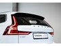 Volvo V60 B3 Automaat Business Pro | Adaptieve Cruise Control Met Pilot Assist | BLIS Dodehoekdetectie | Apple Carplay/Android Auto | Electronic Climate Control | DAB+ | Keyless Entry | Elektrische Achterklep | 17" Lichtmetalen Velgen | Park Assist Achter