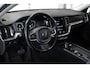 Volvo V60 B3 Automaat Business Pro | Adaptieve Cruise Control Met Pilot Assist | BLIS Dodehoekdetectie | Apple Carplay/Android Auto | Electronic Climate Control | DAB+ | Keyless Entry | Elektrische Achterklep | 17" Lichtmetalen Velgen | Park Assist Achter