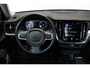Volvo V60 B3 Automaat Business Pro | Adaptieve Cruise Control Met Pilot Assist | BLIS Dodehoekdetectie | Apple Carplay/Android Auto | Electronic Climate Control | DAB+ | Keyless Entry | Elektrische Achterklep | 17" Lichtmetalen Velgen | Park Assist Achter