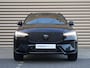Volvo XC60 T6 Plug-in hybrid AWD Ultra Black Edition | Uit voorraad leverbaar | Harman Kardon | Panoramadak