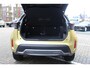 Toyota Yaris Cross 1.5 Hybrid LAUNCH EDITION NL-AUTO STOEL/STUUR&WISSERVERW. HEAD-UP DISPLAY TREEPLANKEN JBL EL-A.KLEP SENSOREN V+A