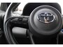 Toyota Yaris Cross 1.5 Hybrid LAUNCH EDITION NL-AUTO STOEL/STUUR&WISSERVERW. HEAD-UP DISPLAY TREEPLANKEN JBL EL-A.KLEP SENSOREN V+A