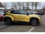 Toyota Yaris Cross 1.5 Hybrid LAUNCH EDITION NL-AUTO STOEL/STUUR&WISSERVERW. HEAD-UP DISPLAY TREEPLANKEN JBL EL-A.KLEP SENSOREN V+A
