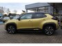Toyota Yaris Cross 1.5 Hybrid LAUNCH EDITION NL-AUTO STOEL/STUUR&WISSERVERW. HEAD-UP DISPLAY TREEPLANKEN JBL EL-A.KLEP SENSOREN V+A