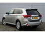 Mitsubishi Outlander PHEV 2.4 INSTYLE 4WD | PLUG IN HYBRID | V2G | FULL OPTIONS | SCHUIFDAK | ADAPTIEF CRUISE | FABRIEKSGARANTIE TOT 17-09-2029* | ALL IN RIJKLAARPRIJS